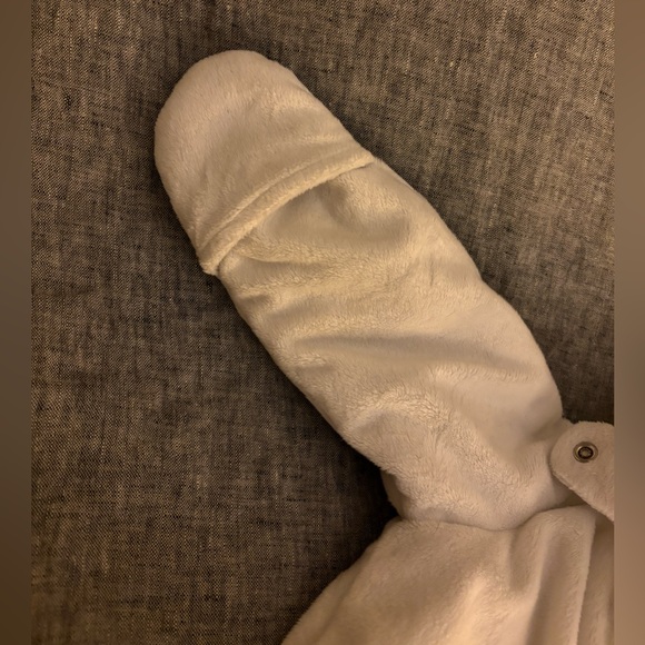 Carters Bear Bunting size 3-6 months - Picture 4 of 9